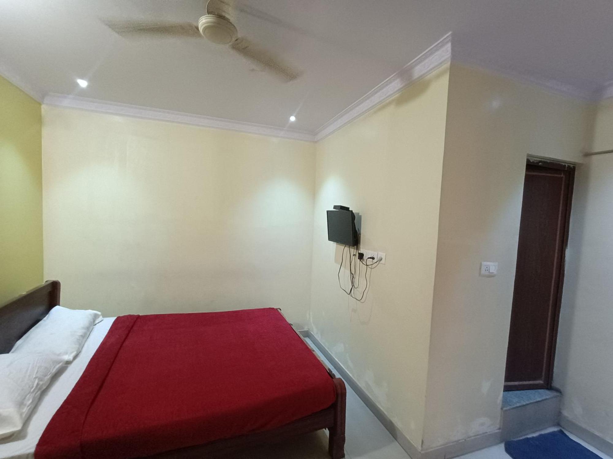 Hotel Malnad Grand Inn Kumbalgod Exteriér fotografie